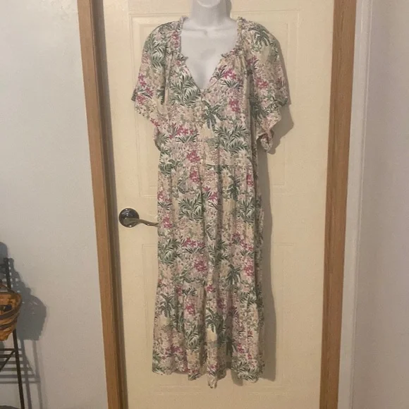 WONDERLY floral linen blend maxi dress 1X - Picture 2 of 12